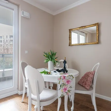 Kolska Serviced Apartament Warszawa